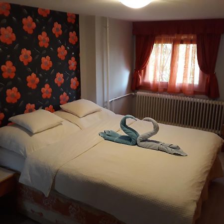 Rozsa Apartman Lenti Esterno foto