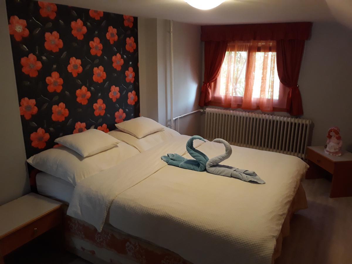 Rozsa Apartman Lenti Esterno foto