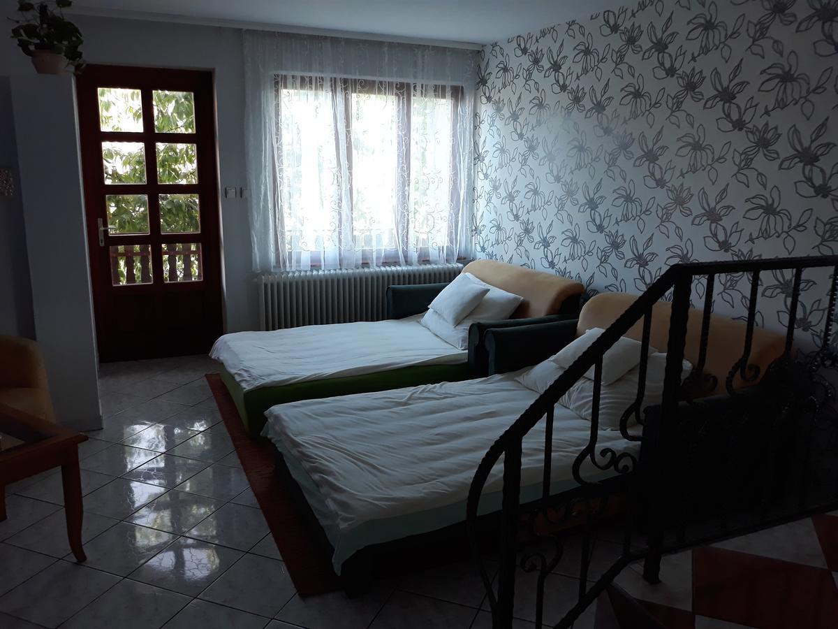 Rozsa Apartman Lenti Esterno foto